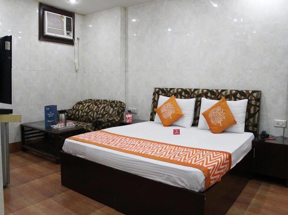Oyo 2705 Hotel Preet Palace Neu-Delhi Exterior foto