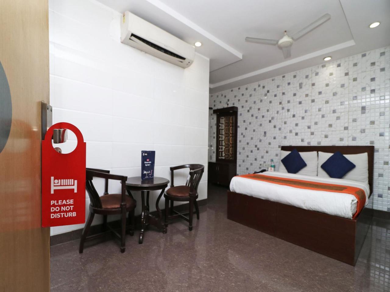 Oyo 2705 Hotel Preet Palace Neu-Delhi Exterior foto